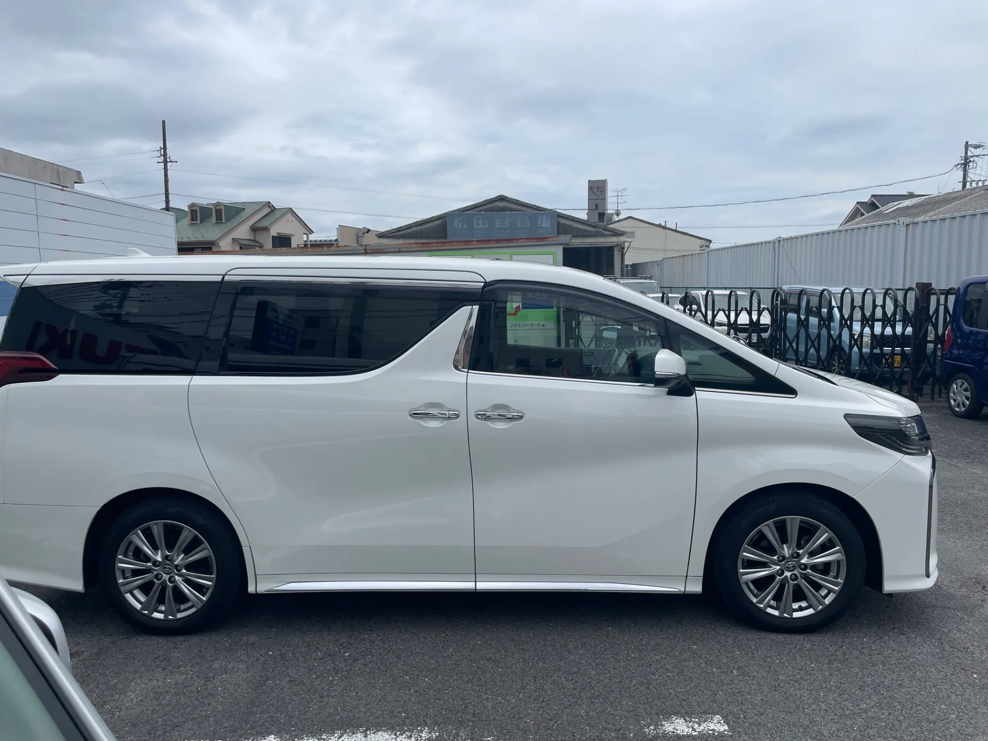 トヨタ アルファード S TYPE GOLD ガソリン 2WD CVT ホワイトパールクリスタルシャイン サンルーフ ナビ ドラレコ ETC2.0